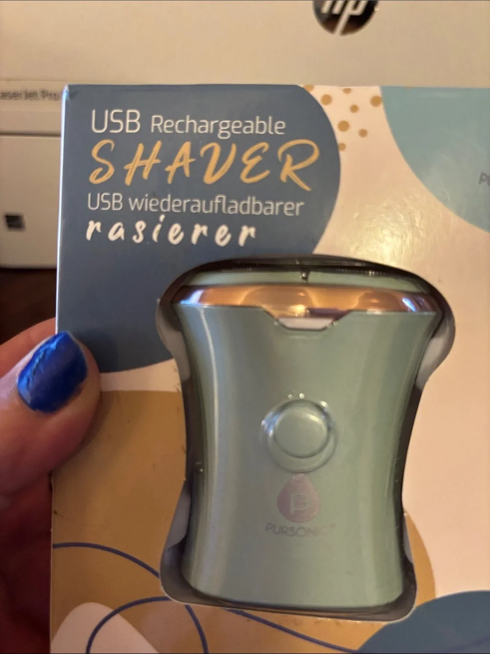 Pursonic USB Rechargeable Shaver — Mint Green. Box dented from shipping.